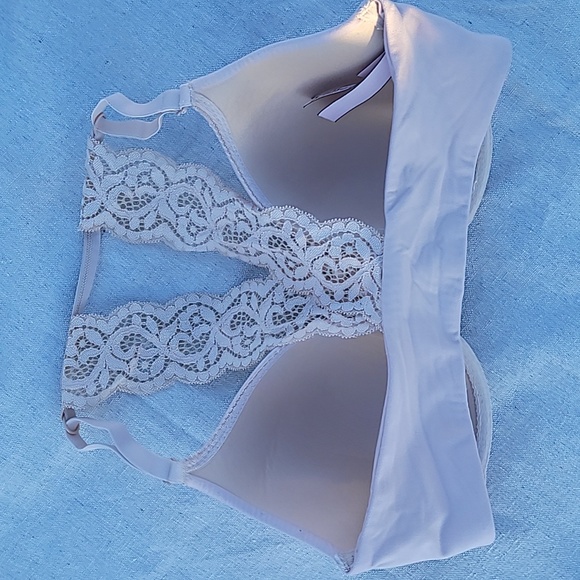 Lace T strap front closure - Picture 3 of 3